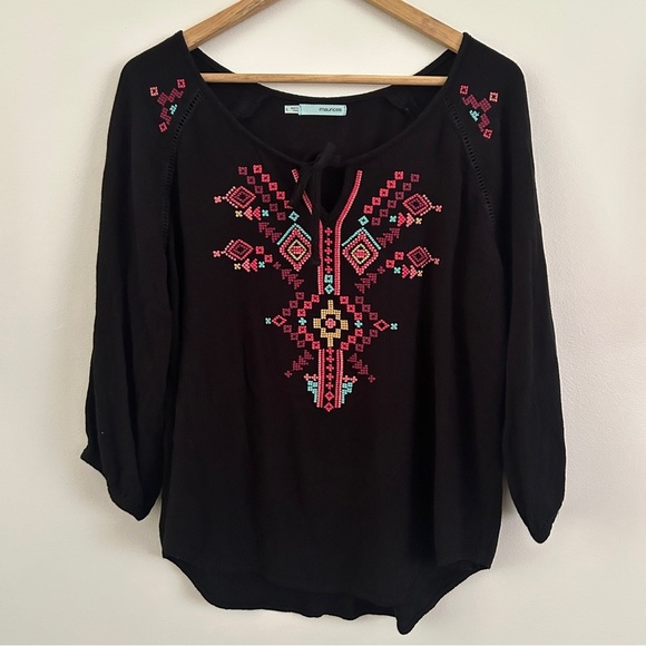 Maurices Black and Pink Embroidered 3/4 Sleeve Blouse - Picture 1 of 5